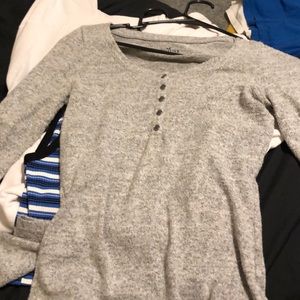 grey cropped long sleeve